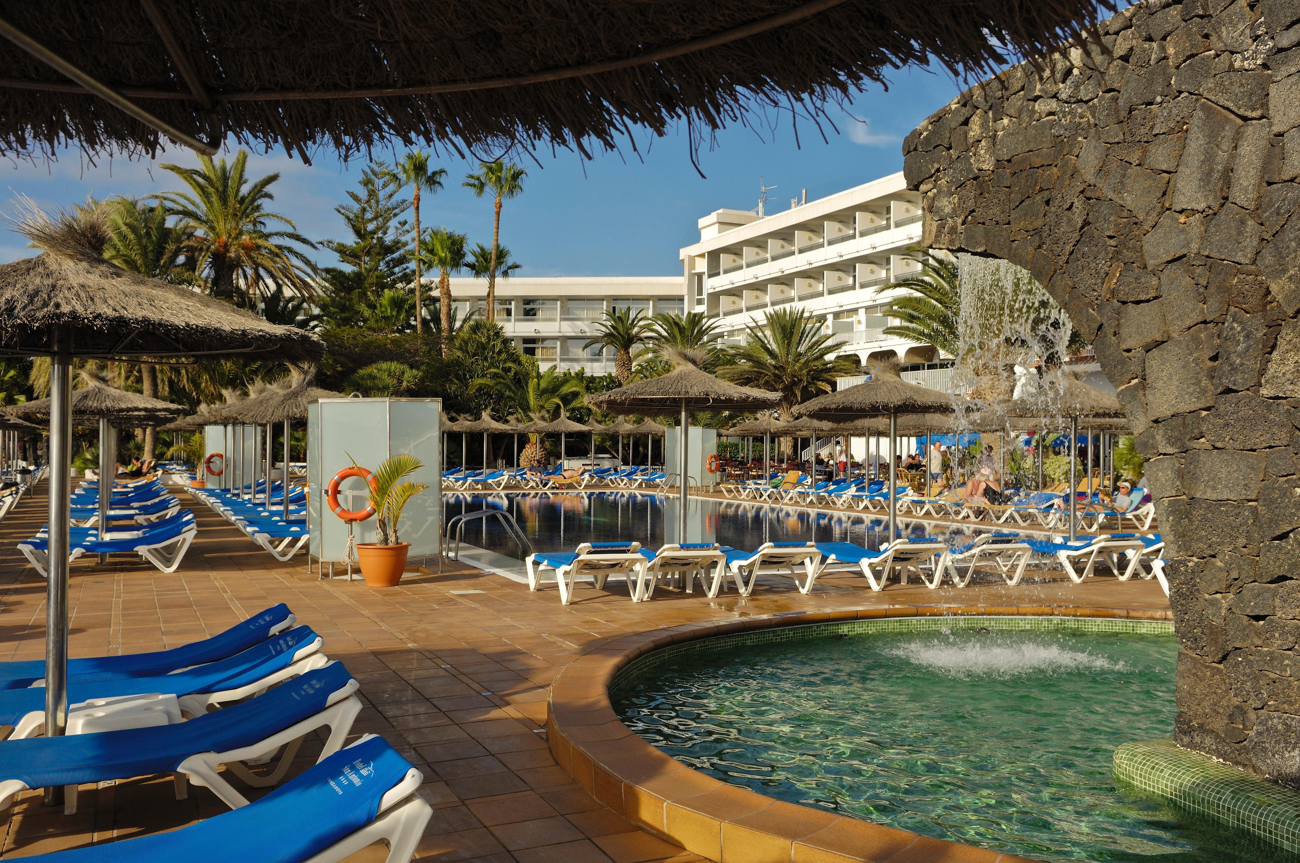 Vik Hotel San Antonio Puerto del Carmen  Kültér fotó